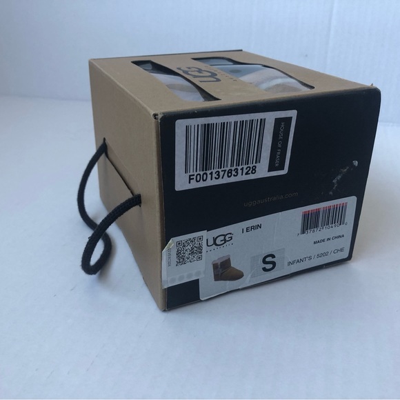 Baby size small Ugg Boots - Picture 6 of 9